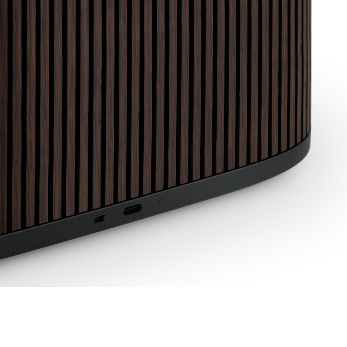 Beosound A5